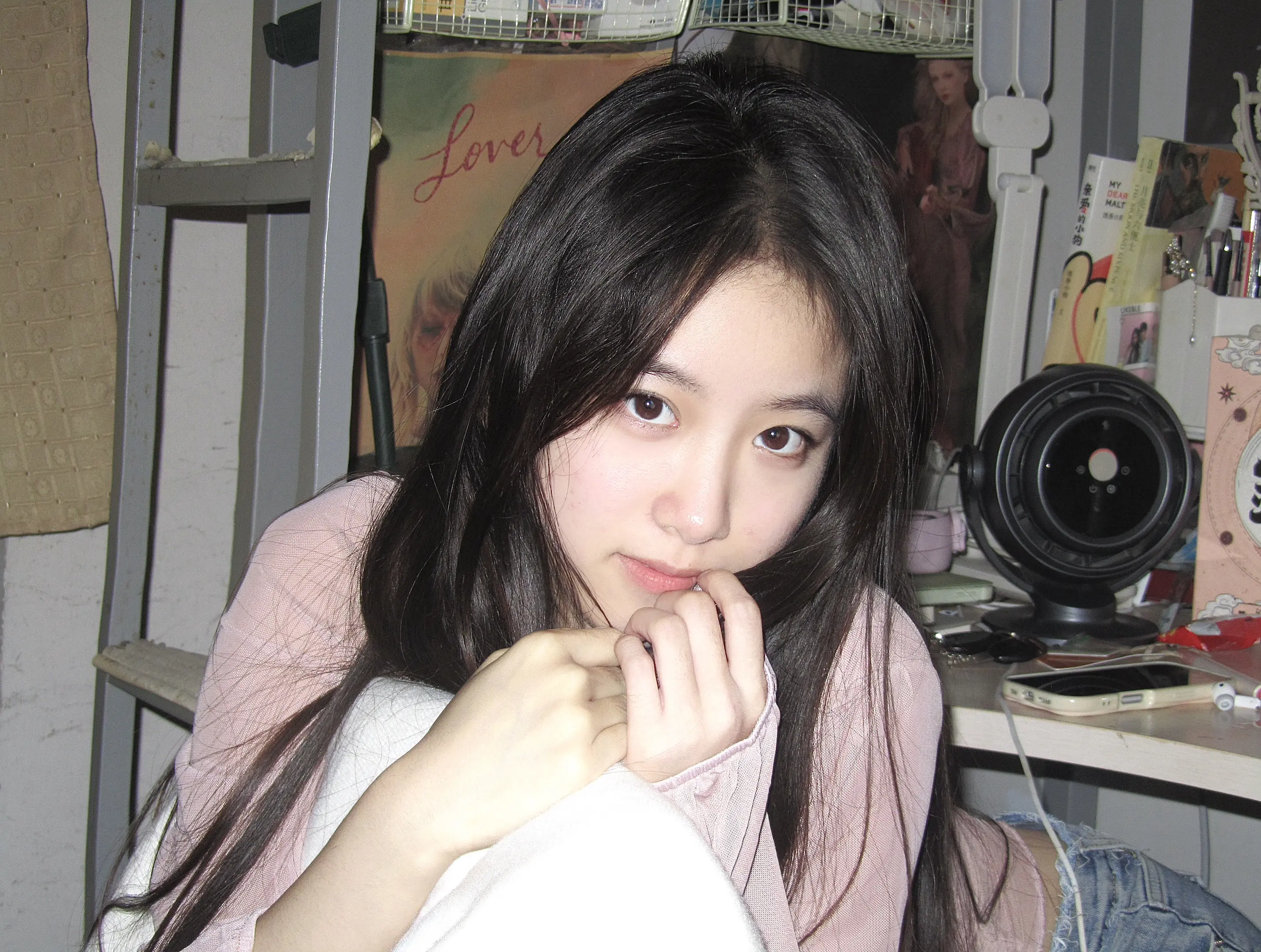 他是翻云又覆雨