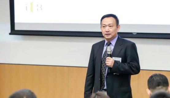 刚才开场时那几句尖锐的表述，是否让你的心也轻轻震颤了一下？我们日常离不得的水电、