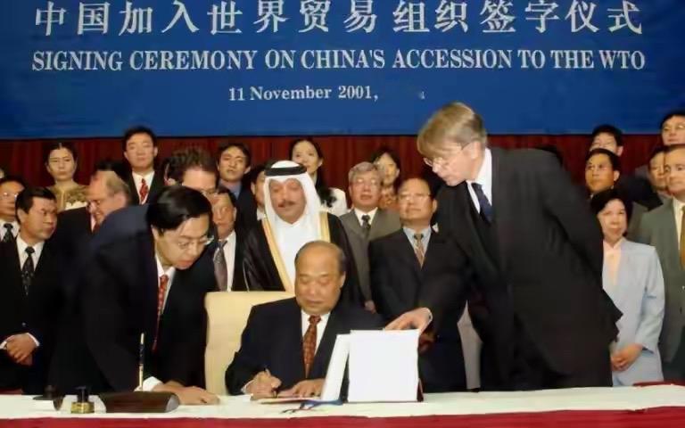 克林顿因何原因支持中国加入WTO？

一揽子协议里面包了不少毒丸。中国可以卖货，