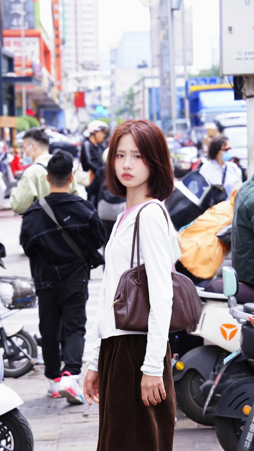 兄弟们一定要学习相机摄影，只有这样你才能真正体会到拍照的乐趣。自从用过85mm长...