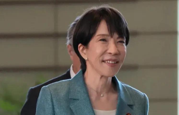 高市早苗支持率创新低！6月9日，新加坡联合早报报道：“日本主要媒体的民意调查显示