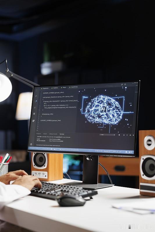 很多朋友想自学AI，但发现学人工智能其实挺贵的。免费的资料虽不难查找，免费课程也