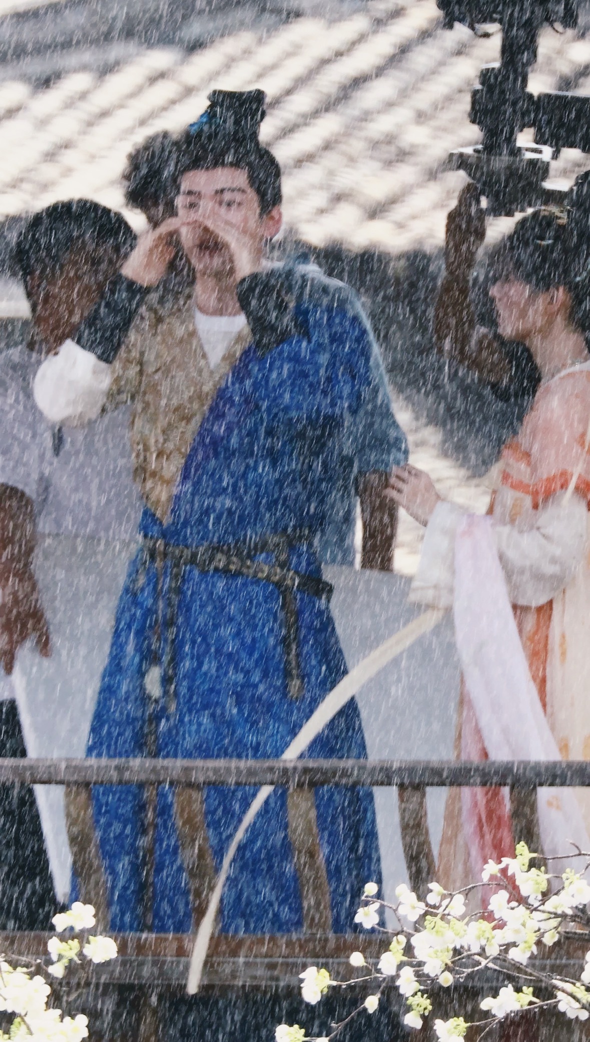 柚子你说你选个比依萍那天雨还大的日子表白这也太会选了🤣 