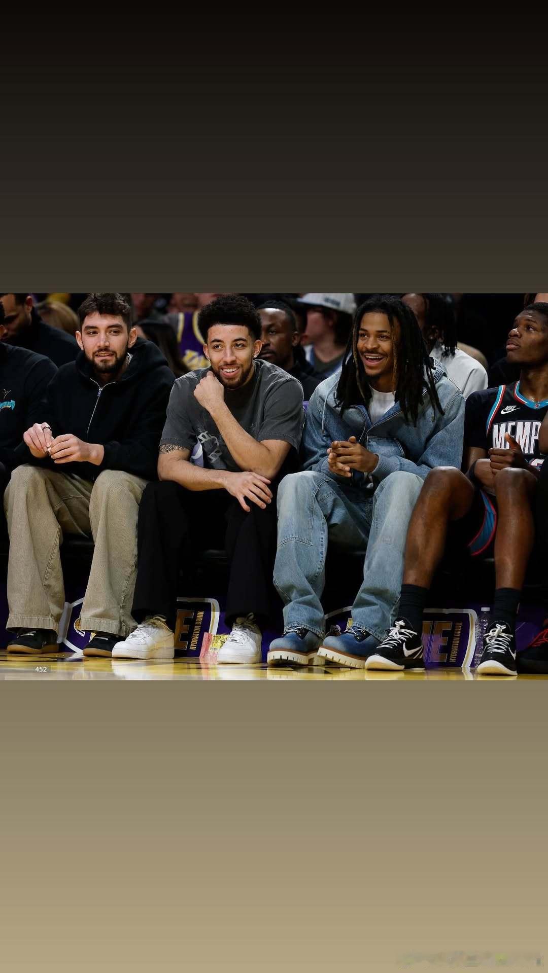 只是放松一下。莫兰特nba