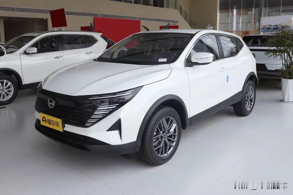 日产逍客可是紧凑级suv里的常青树，畅销多年经久不衰。跟同级别竞争对手相比，它的