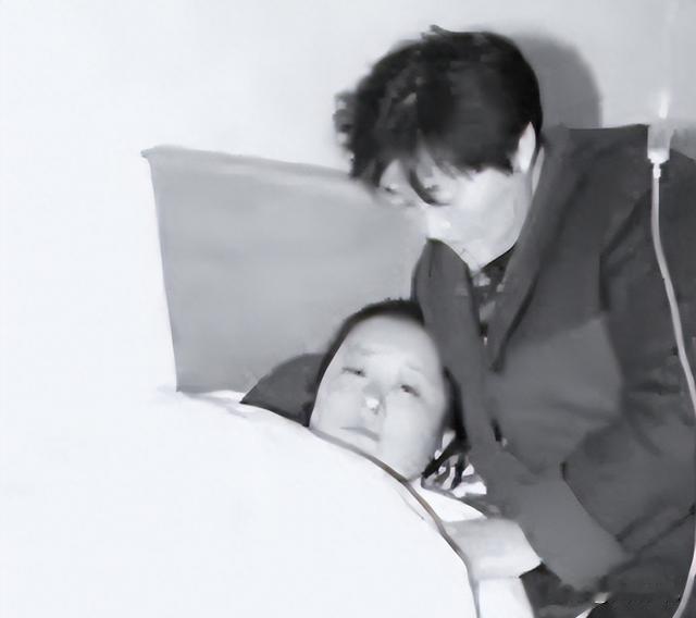 1999年16岁烈士之女含泪发出求救信，全军区为之震动，11年后她亲自创造震惊医