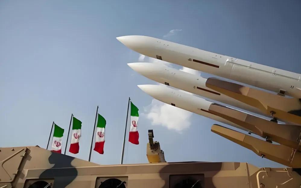 伊朗已经关闭领空了，就在 1 月 15 日北京时间上午 6 时，伊朗宣布关闭领空