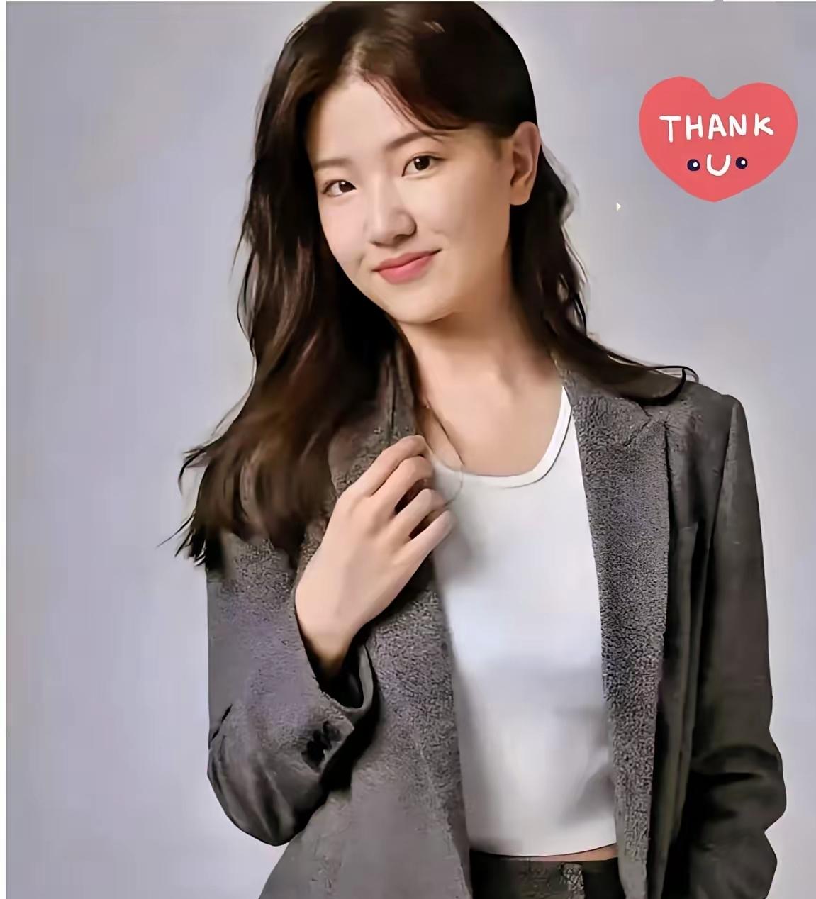 这记耳光打得又快又响亮。27岁的孟羽童给浙江大学捐了20万奖学金，这笔钱会分四年