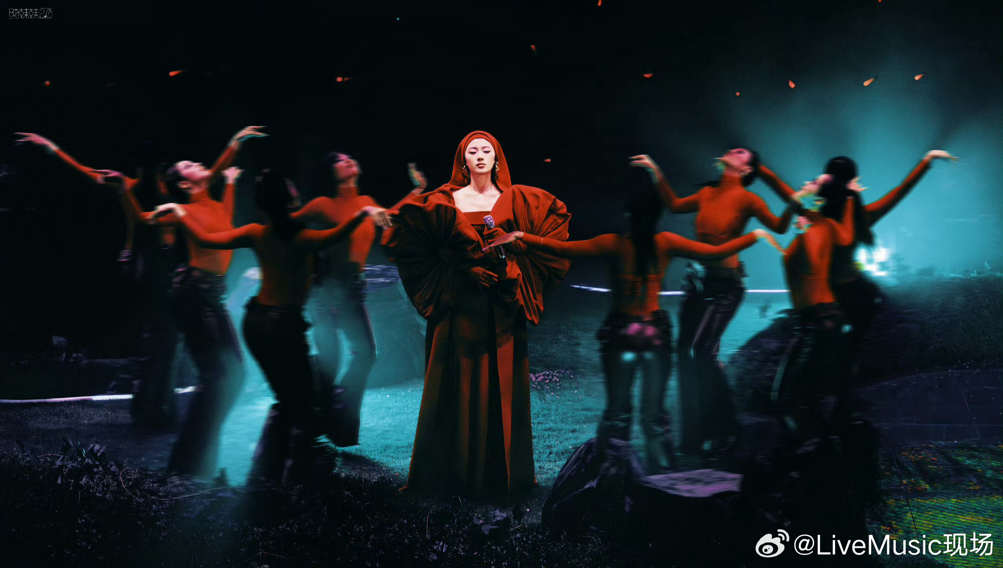 温馨提示：各位前往「纯妹妹2.0」的旅客请注意，单依纯「纯妹妹2.0」南京站将于