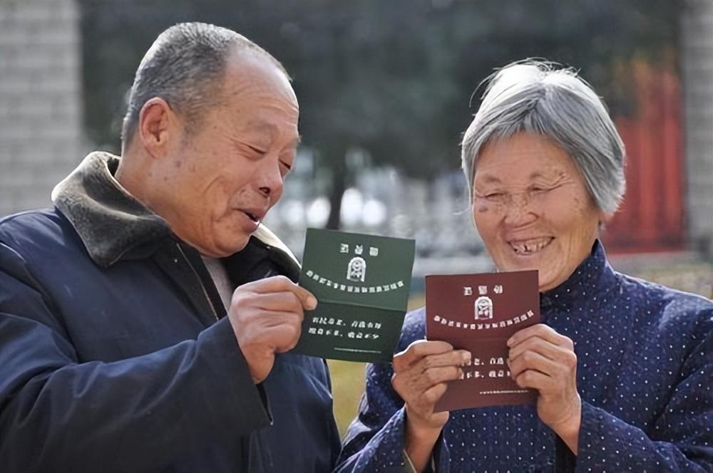 退休要变天？若不出意外的话，2026年延迟退休将迎来4大转变。

如果你只看标题