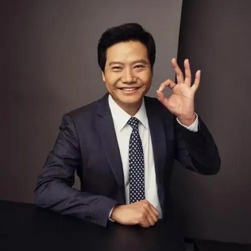 雷军说上大学的时候，有几件事是必须得干的，就是打拖拉机，打扑克！后来我工作了以后