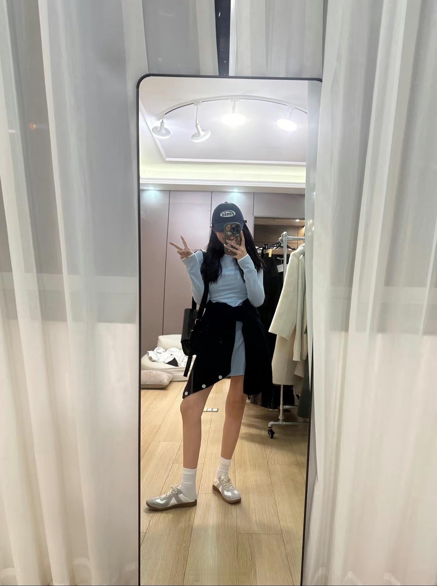 开始春天💛ྀི ​​​