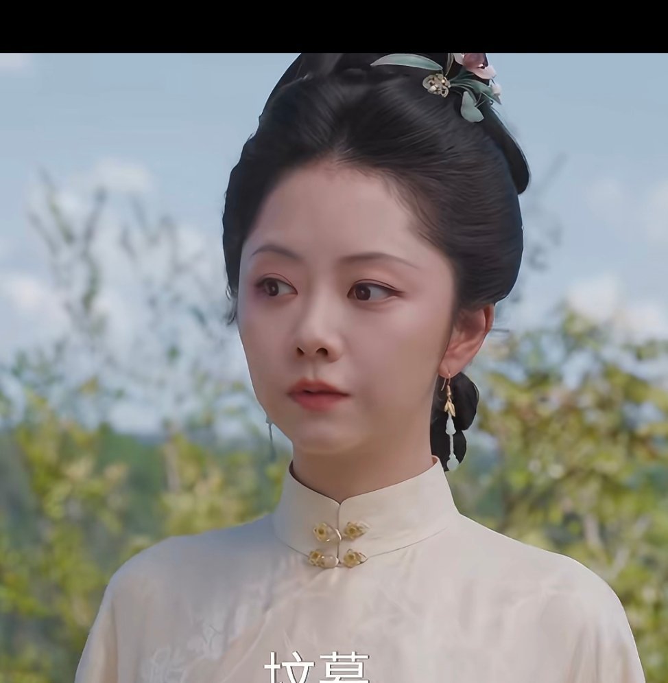 林锦岐给沈家立了坟墓《兰香如故》许兰香终于知道，当年替沈家全家安葬的恩人竟然是林