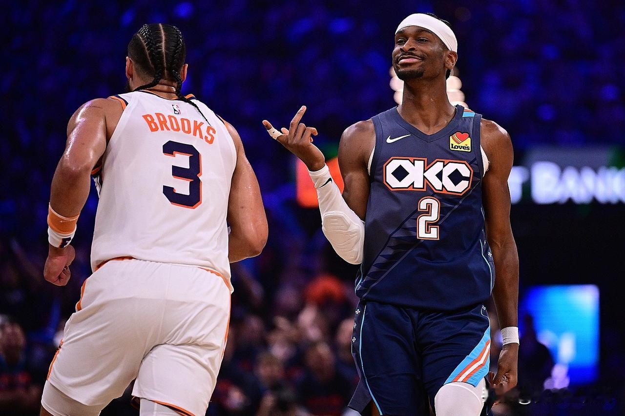 NBA官方调查结果出炉：裁判没偏袒，但布克得罚款，技犯也取消了。

太阳G2输球