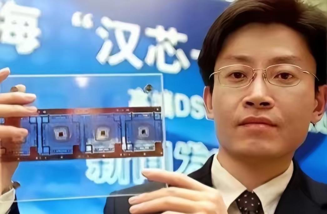 "芯片天才" 陈进骗走了国家十几亿科研经费，跑到美国躲起来了，就他一个人，把整个