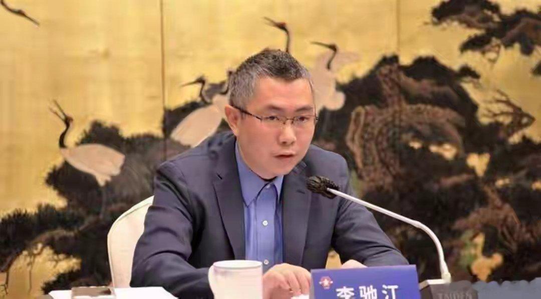 日内瓦现场激烈对峙！40余国逼中方为潜射导弹“道歉”，中国硬刚美国！8月11日，