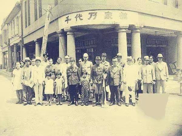 我没做过认真考证，但我粗略了解一下台湾统派和独派（包括国民党中的暗独者）的家族史