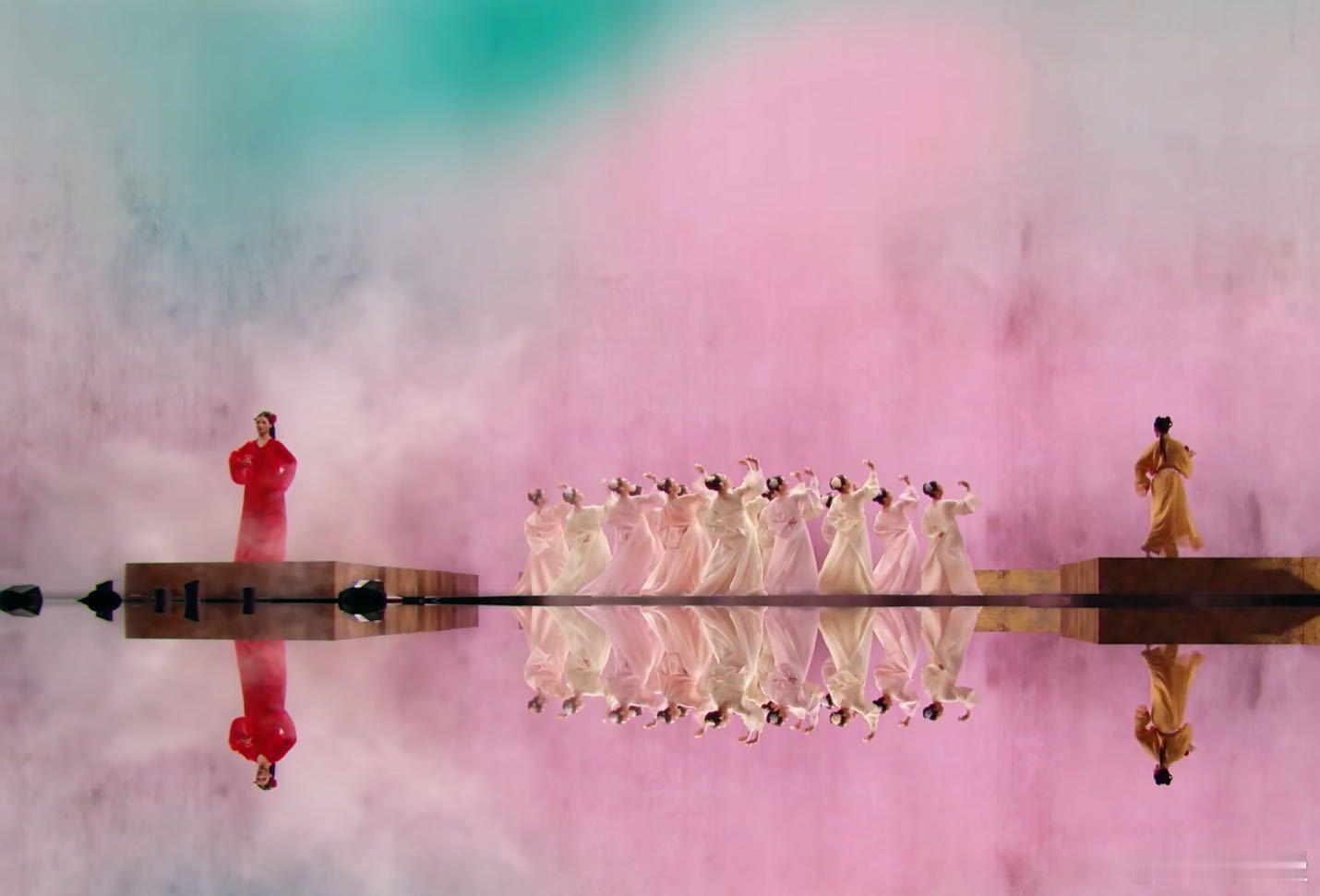 传统文化审美还得看B站晚会拒绝流量敷衍，专注文化表达！大年初一联欢会，艺人年画海