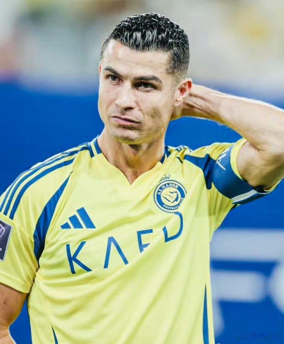 Ben Jacobs：C罗不满利雅得胜利近期的引援运作和资金分配，甚至威胁离开沙