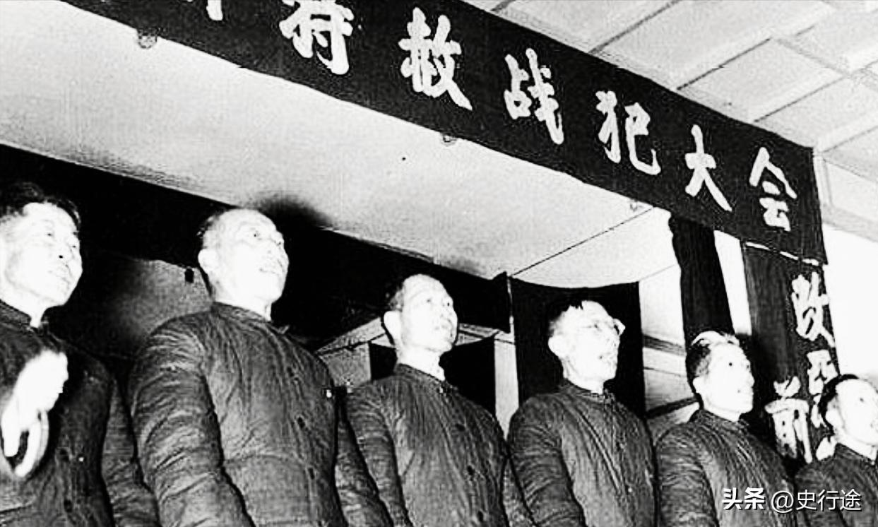 1975年，82岁的毛主席突然说：功德林里的国民党战犯，都放了算了，这些人一个不