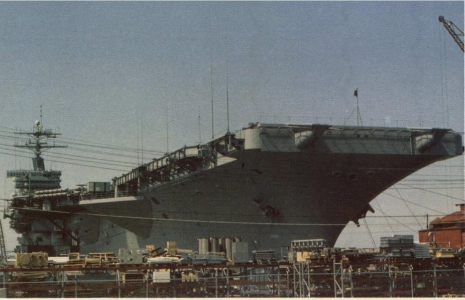 而就在福建舰北上，即将准备满编歼-35舰载机之时，美国海军尼米兹号航母返回布雷默