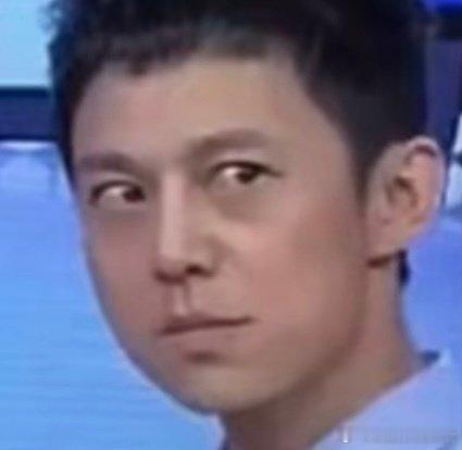 北京天空现双彩虹看到我最好的朋友和我讨厌的人在一起玩时： ​​​