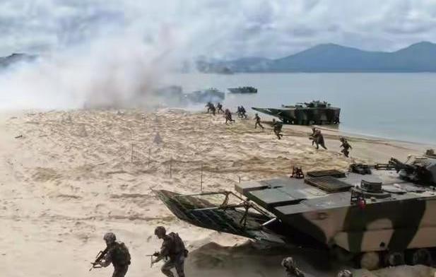 美日韩媒体称：“一旦开战，中国将会被打得溃不成军，中国目前看似拥有很强的军力，但