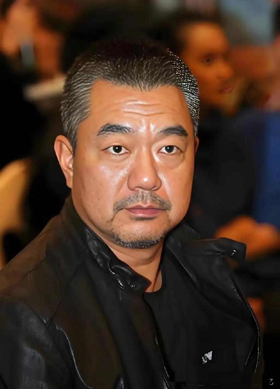 演员董勇说：我第一段婚姻维持了十年，失败的主因在我，我太太非常好，她比我年长，但
