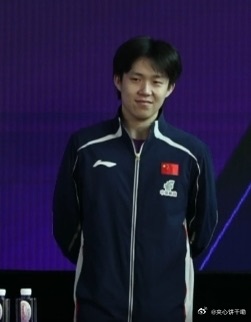 爱吃肉🥩的大头