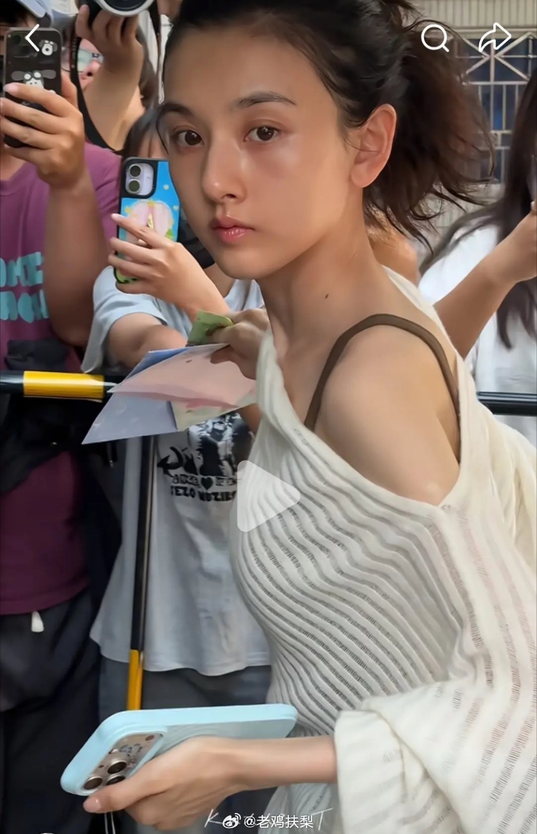 宋祖儿真实素颜照…… 
