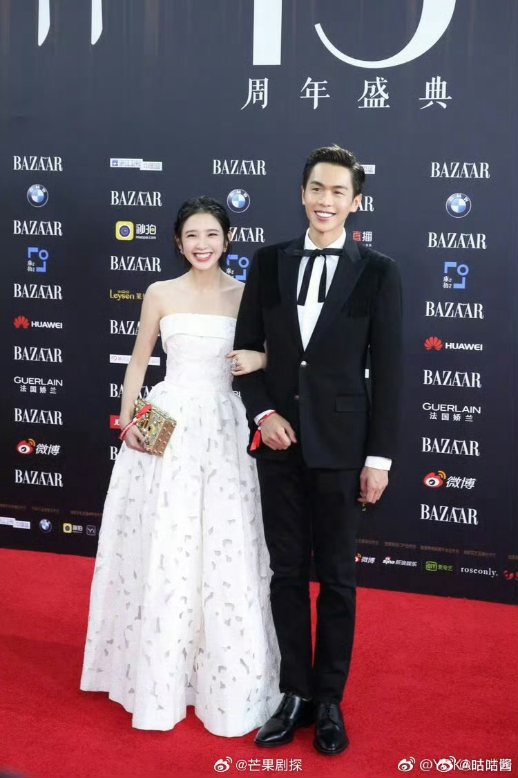 张若昀转发唐艺昕初舞台张若昀宣传唐艺昕浪姐初舞台 无声的托底，真夫妻就是好嗑 