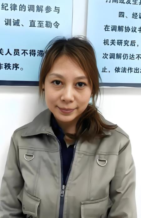 2019年11月28日，当厦门警方在商场名表专柜前将劳荣枝带走时，她报出的第一个