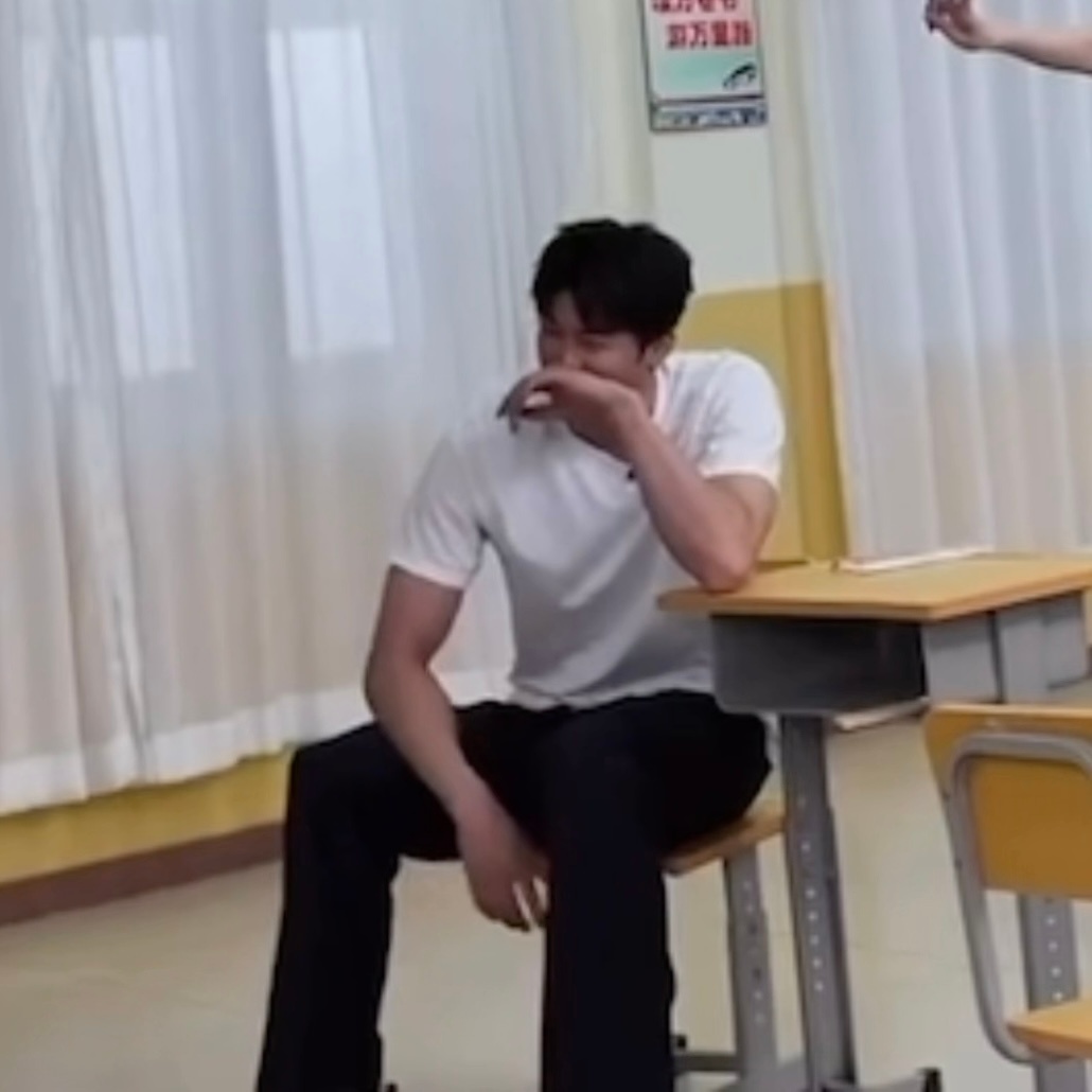 女女酿泡力 