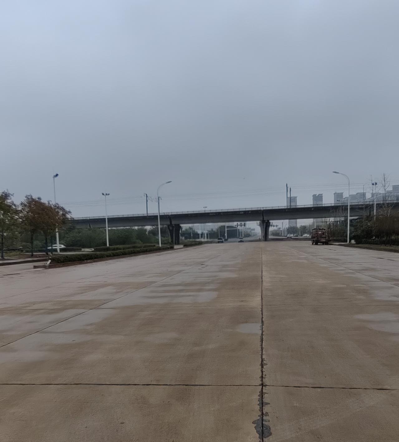 华师盘龙城校区现在建设进度如何
华师盘龙城校区建设应该是黄陂目前重点工程之一，今