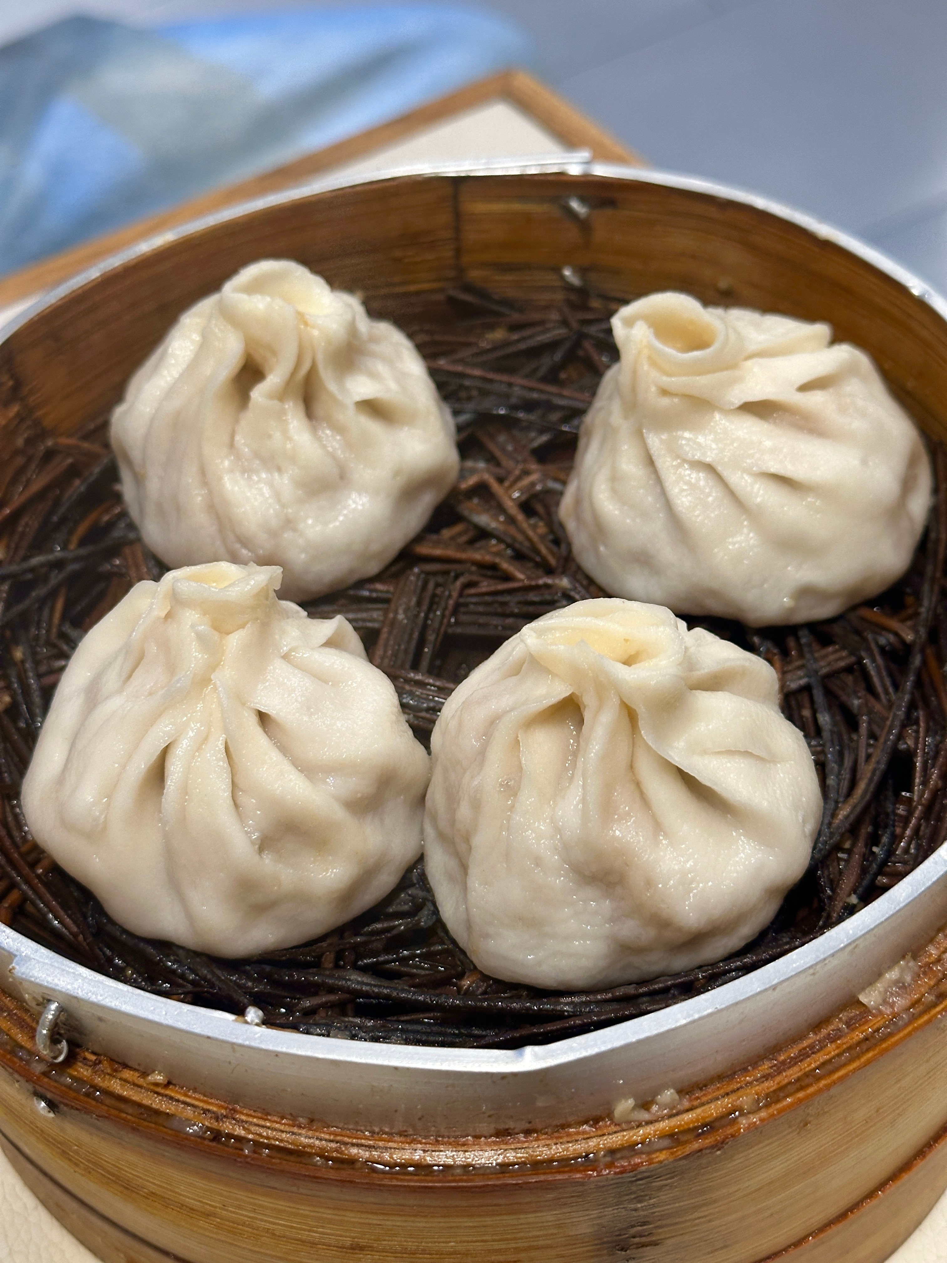 🍀上帝明目张胆的不公平，但凡人保留偏执的权利。🍀📍四川酒家麻团顶顶好吃👍