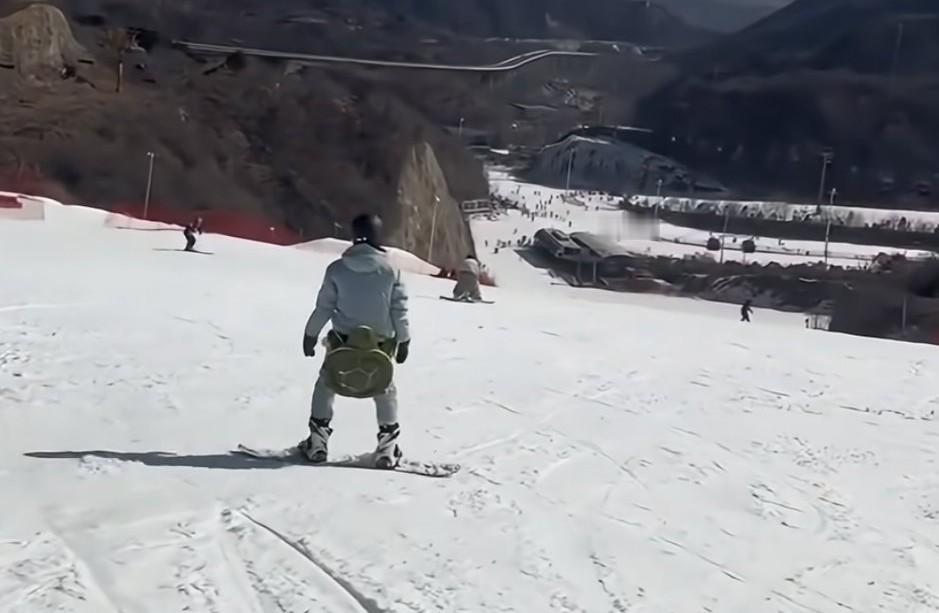 其实马龙是个搞笑男

不是因为他爱逗别人笑

其实他并不像表面看上去那么严肃，私