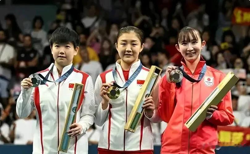 孙颖莎输给陈梦丢掉冠军，没打过就没打过，要实事求是正视差距不去找理由，努力提升才