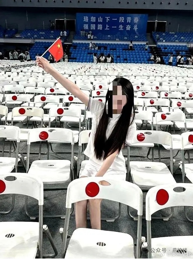 警惕！小日本亡我之心不死 看到日本狂飚的军费，我似乎又听到了子弹上膛的声音。只是