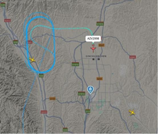 一架泰国飞俄罗斯客机途经我国上空时挂“7700”紧急代码，空中盘旋多圈后已备降兰