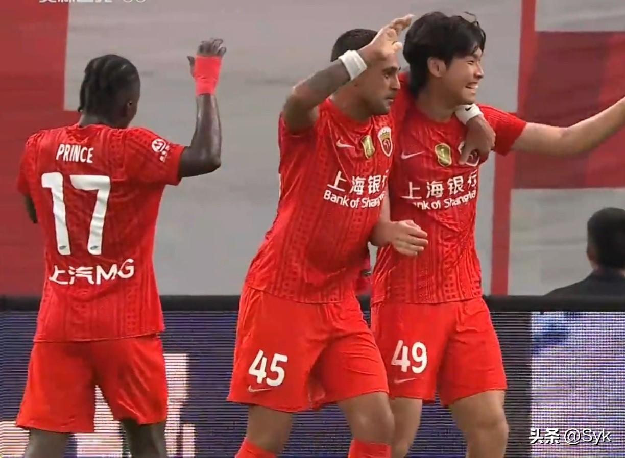 莱昂纳多世界波定局，海港 2-0 拿下上海德比，积分追平申花！

北京时间7月2