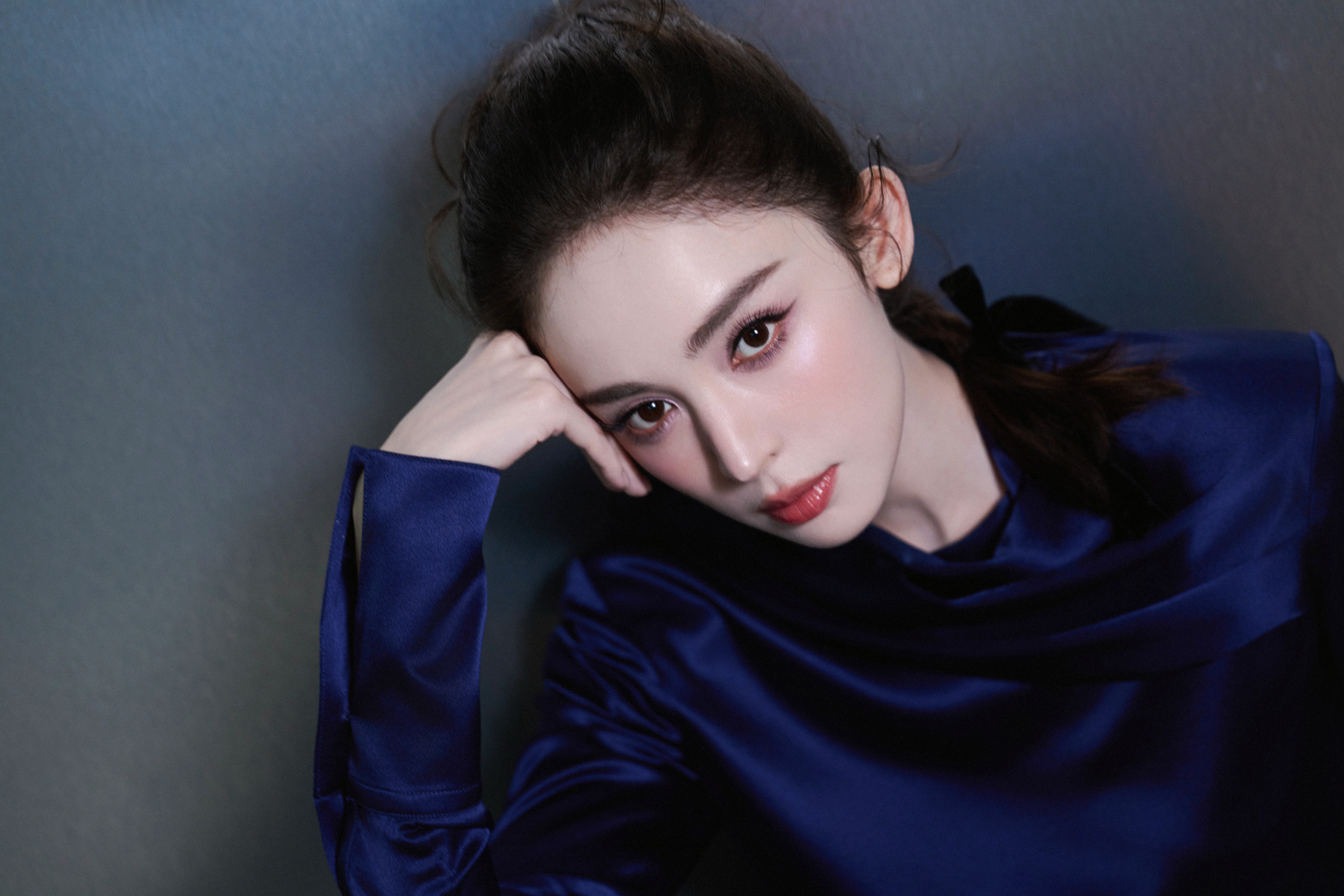 娜扎      顶级魅魔，发射发射＞＞＞💕💕💕 