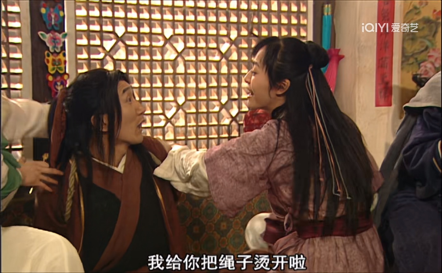 《我为湘玉存大钱》第164集你们以为展堂是坏人所以把他也一起捆了，后来才听到他是