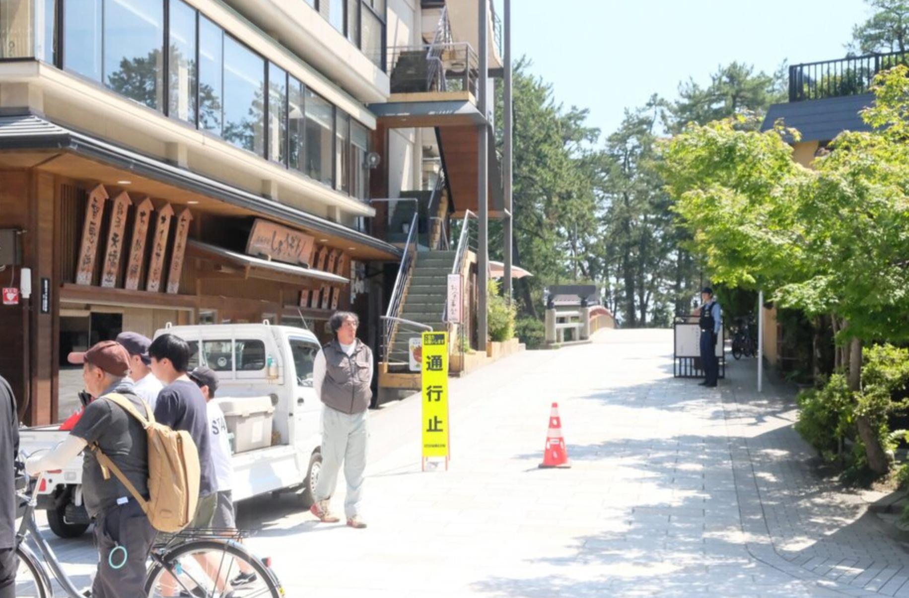 京都知名景点再现熊踪 此前刚捕获一头12日上午，有外国游客称在日本京都著名景点天
