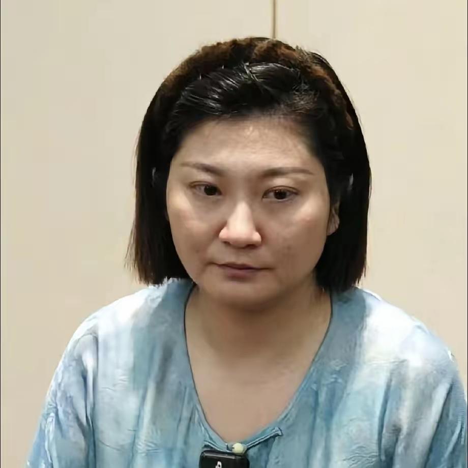 无情无义的人不能交往！王暖暖顺利离职，万万没想到，字才刚签完，前老板就在朋友圈发