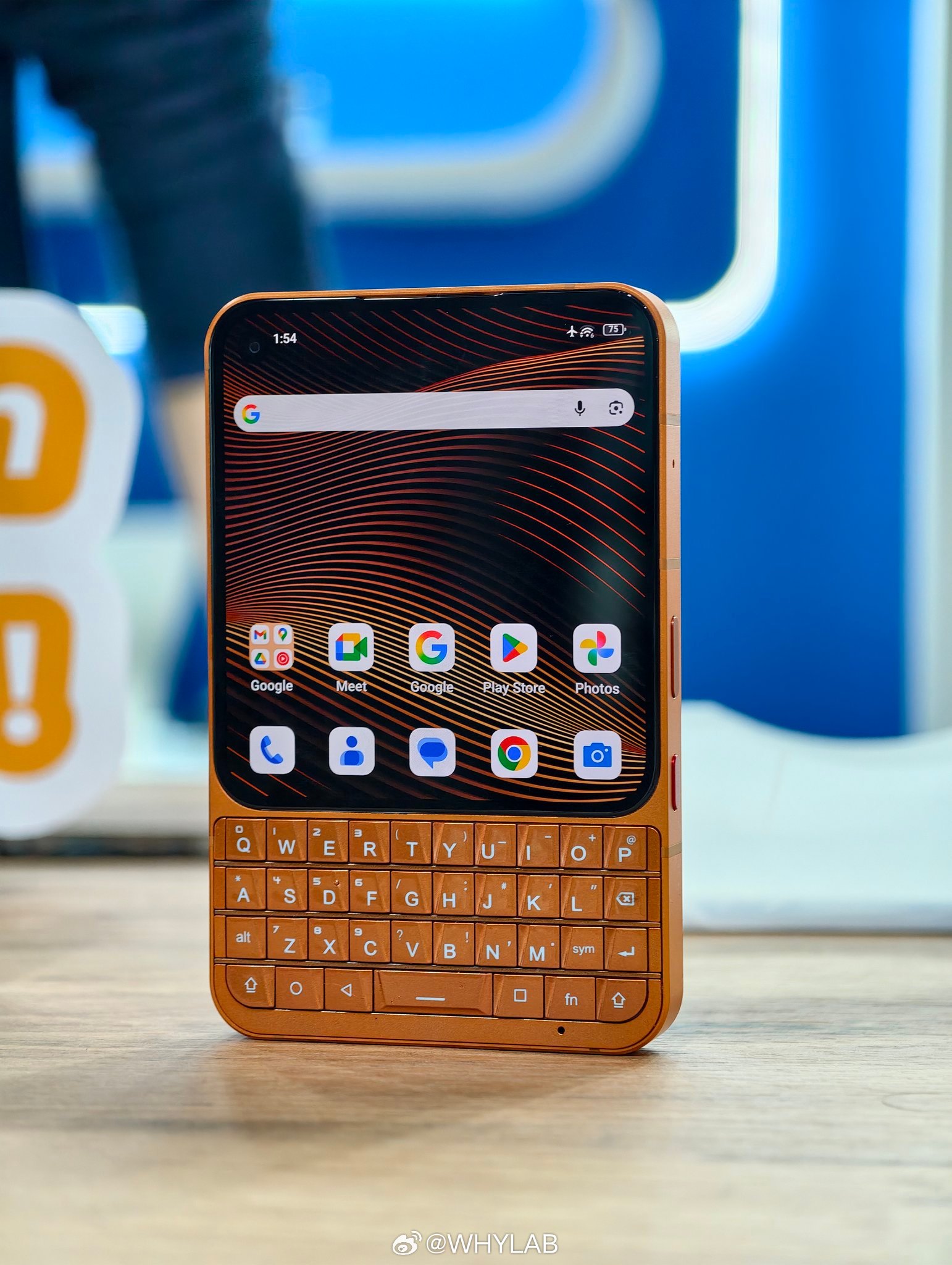 Unihertz 新机 Titan 2 Elite 亮相 MWC2026 ，形态