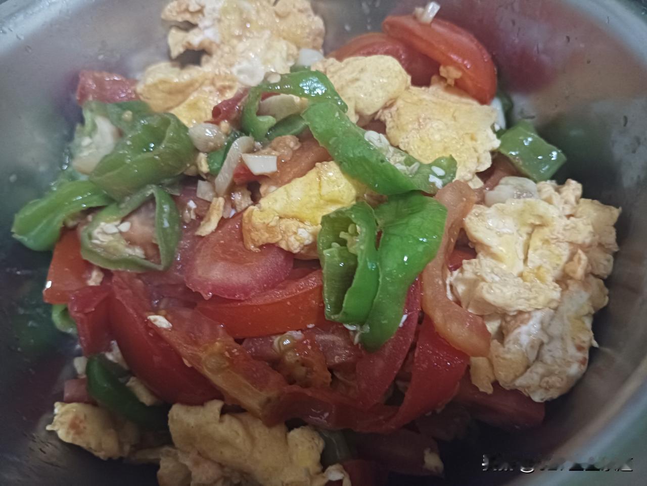 张雪峰猝死，彻底改变了身体好不好的定义，以前大家都说能吃饭就代表身体好，可张雪峰