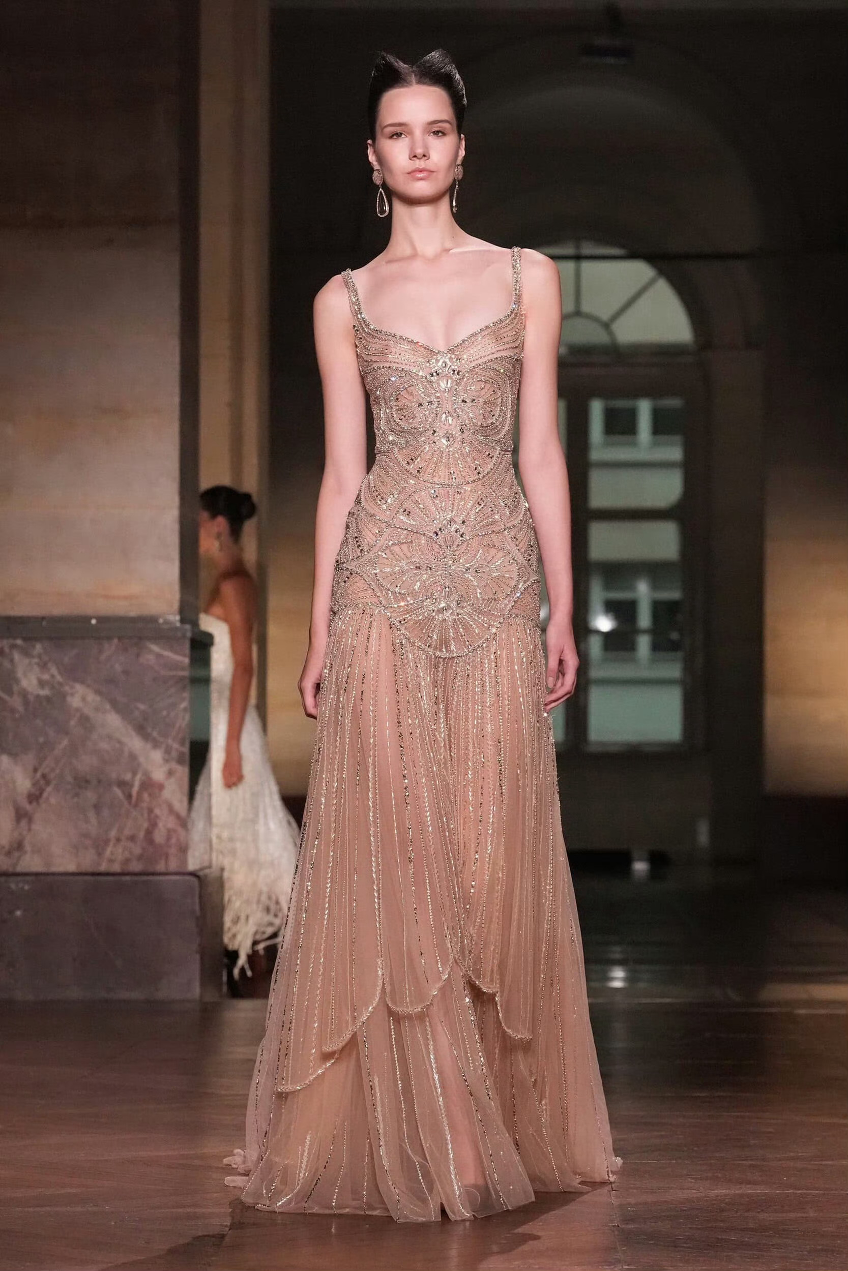 唐嫣Tiffany品牌活动演绎Georges Hobeika 2025秋冬高定 