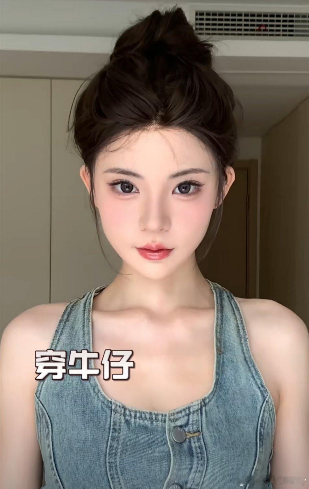 同一件衣服戴不戴首饰的区别 说真的，项链真的很提升一个人的气质[老师好]还有就是