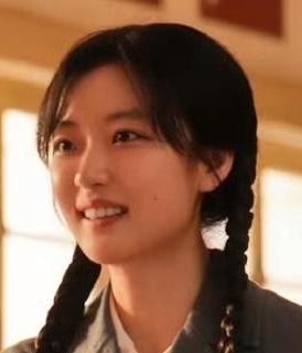 2026年3月11日，电视剧《纯真年代的爱情》收官，主演孙千发布长文告别饰演的角