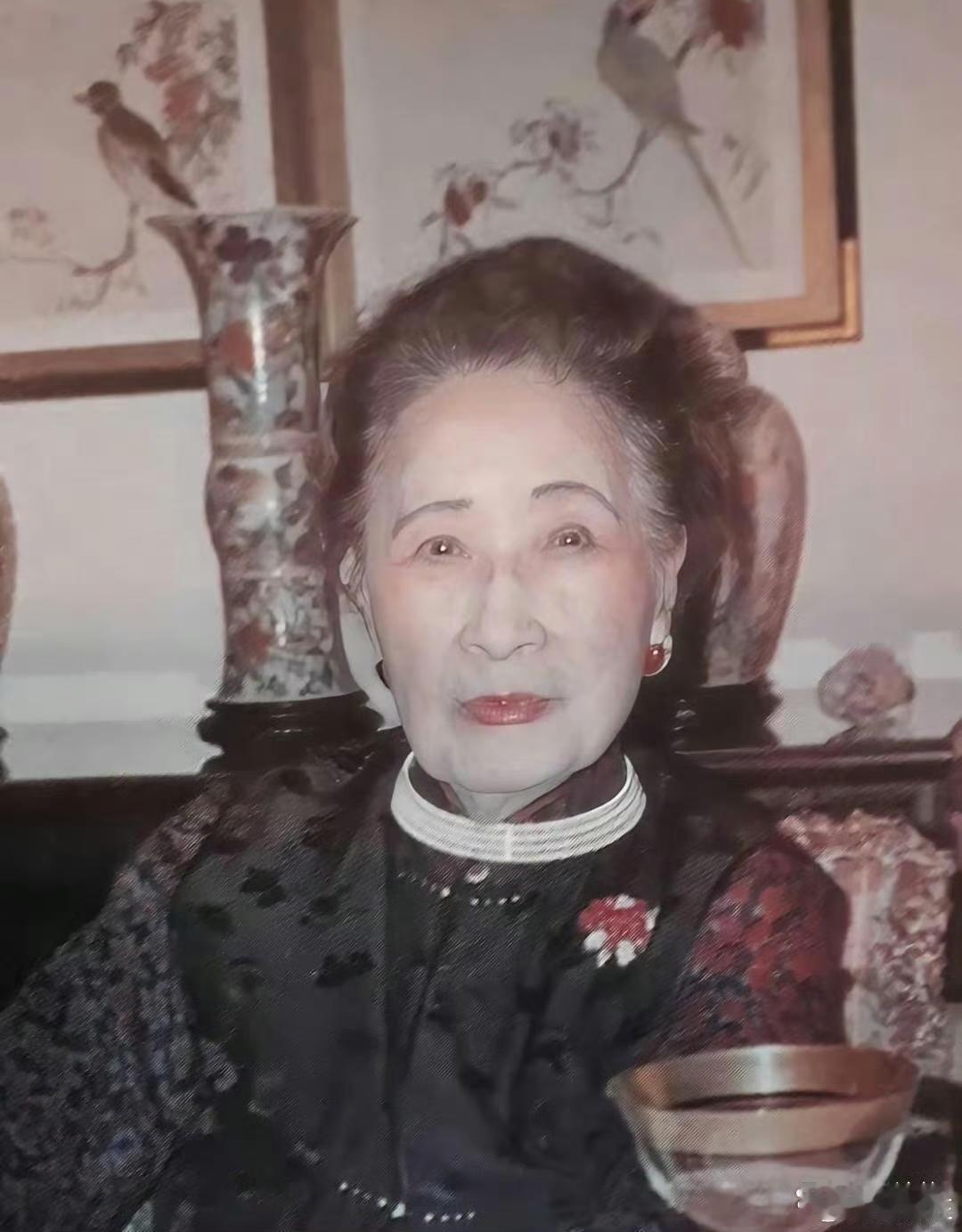 冷知识：宋美龄见证了911，当时她正在麦哈顿！这老太太太能活了！106岁！

讽